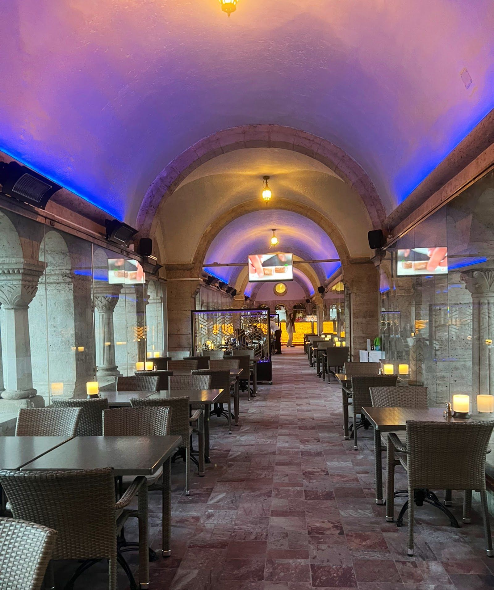 Fisherman's Bastion Restaurant Bar Budapest bar interior