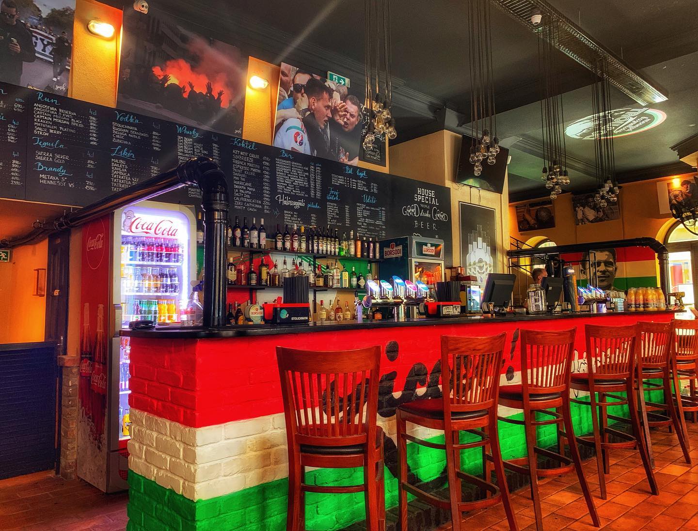 SCORE Sport Bar