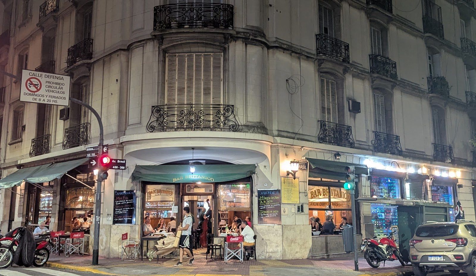 Bar Britanico Buenos Aires bar interior
