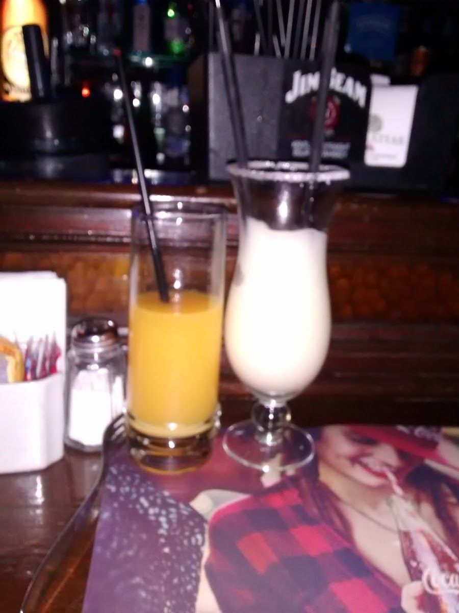 Downtown Matias bar service