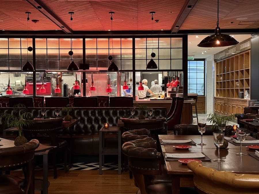 Elena Bar at Four Seasons Recoleta atmosphere