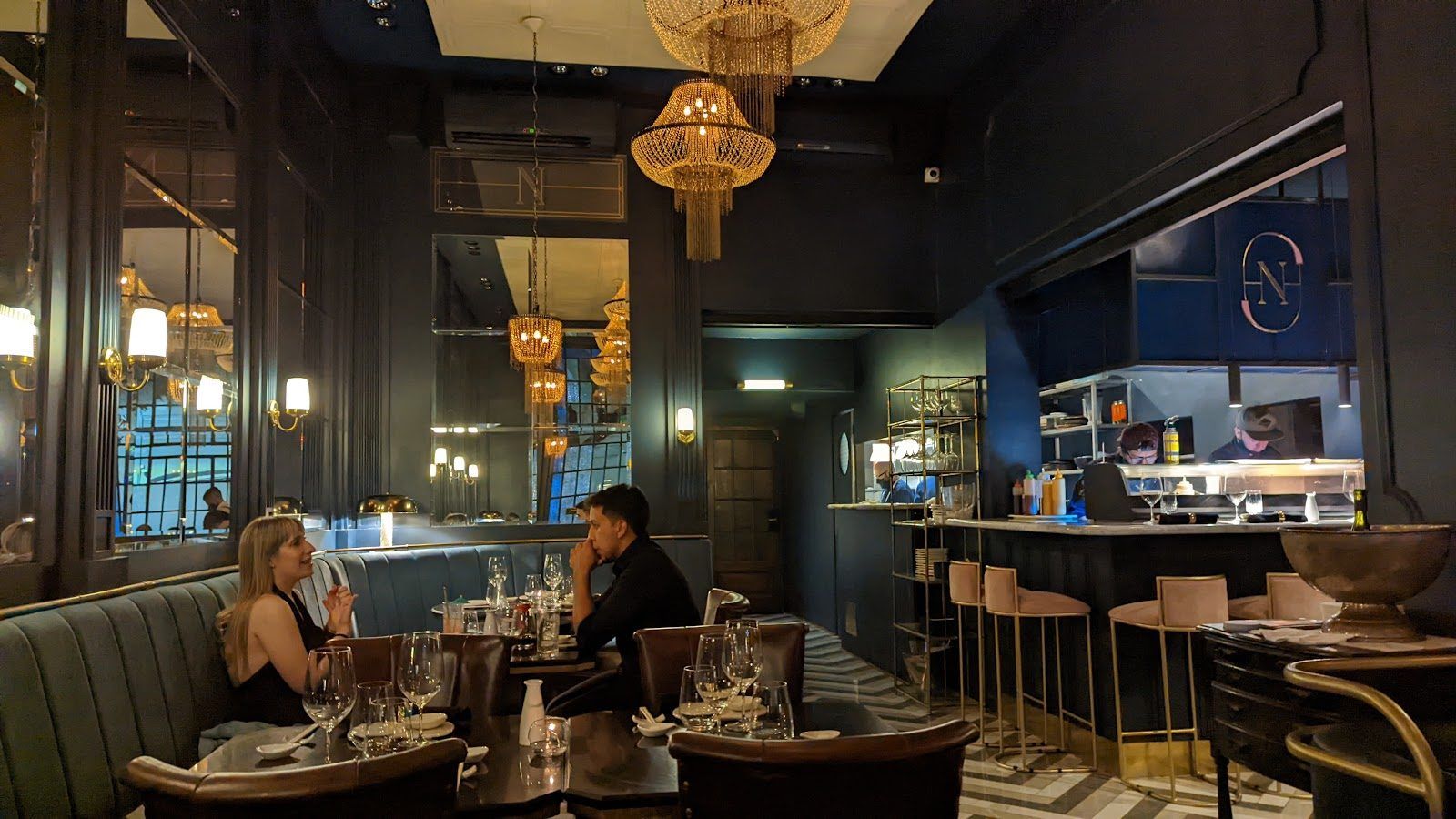 The Harrison Speakeasy Buenos Aires bar interior