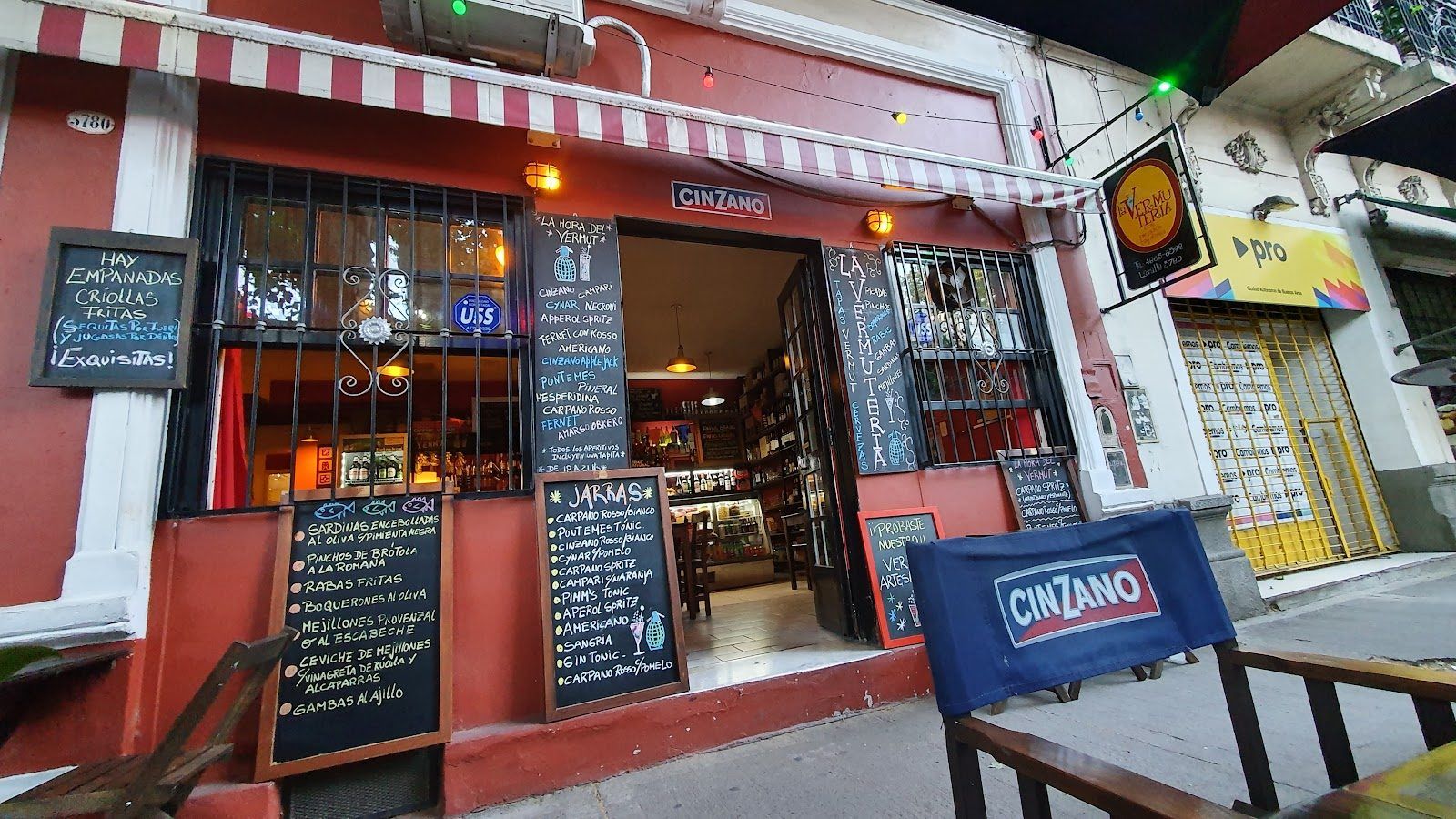 Vermuteria de Tato Buenos Aires bar interior