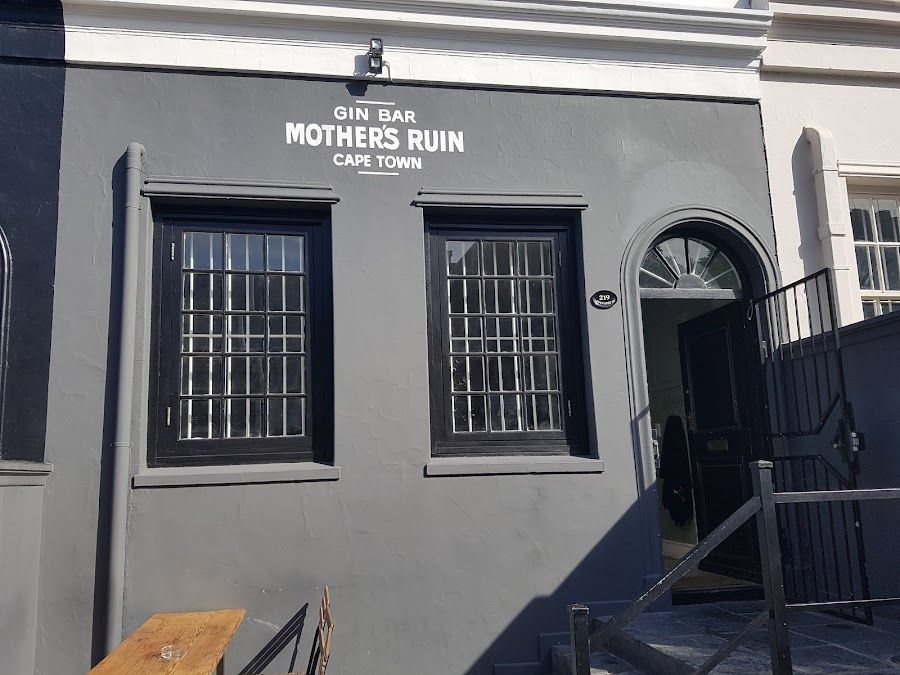 Mother's Ruin Bree Street atmosphere