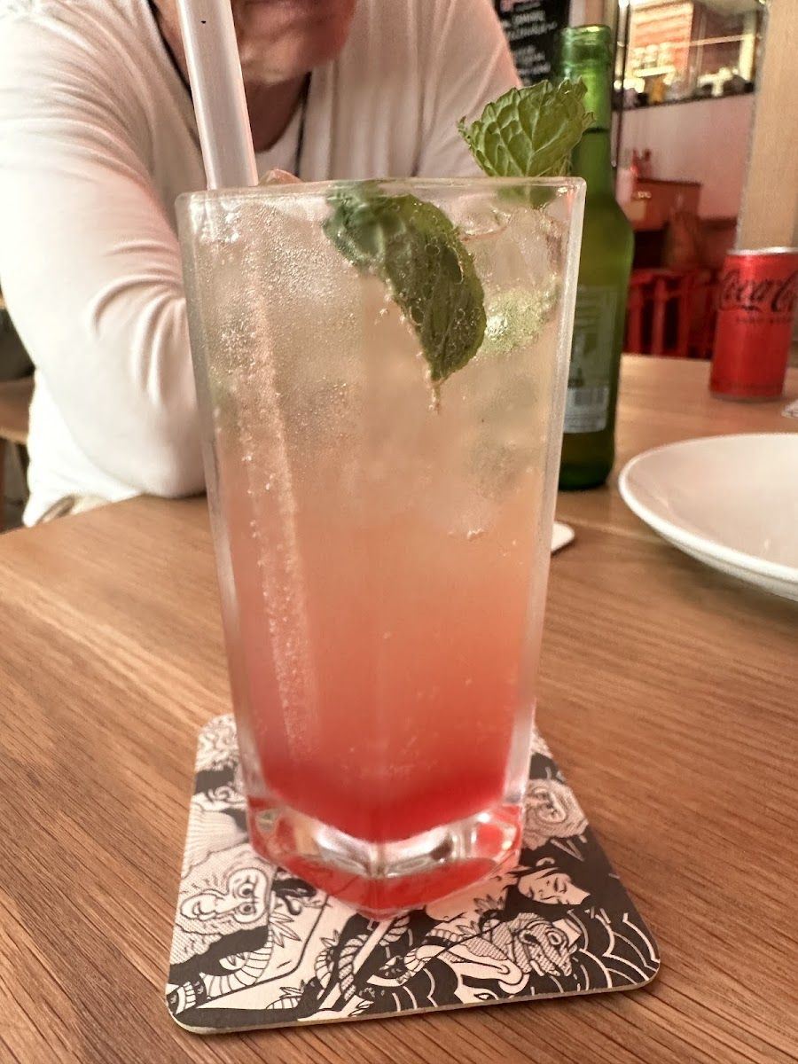 Tjing Tjing bar service