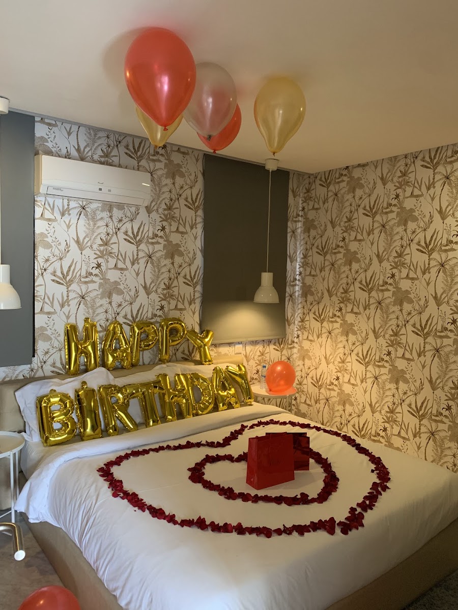 La Suite, Casablanca