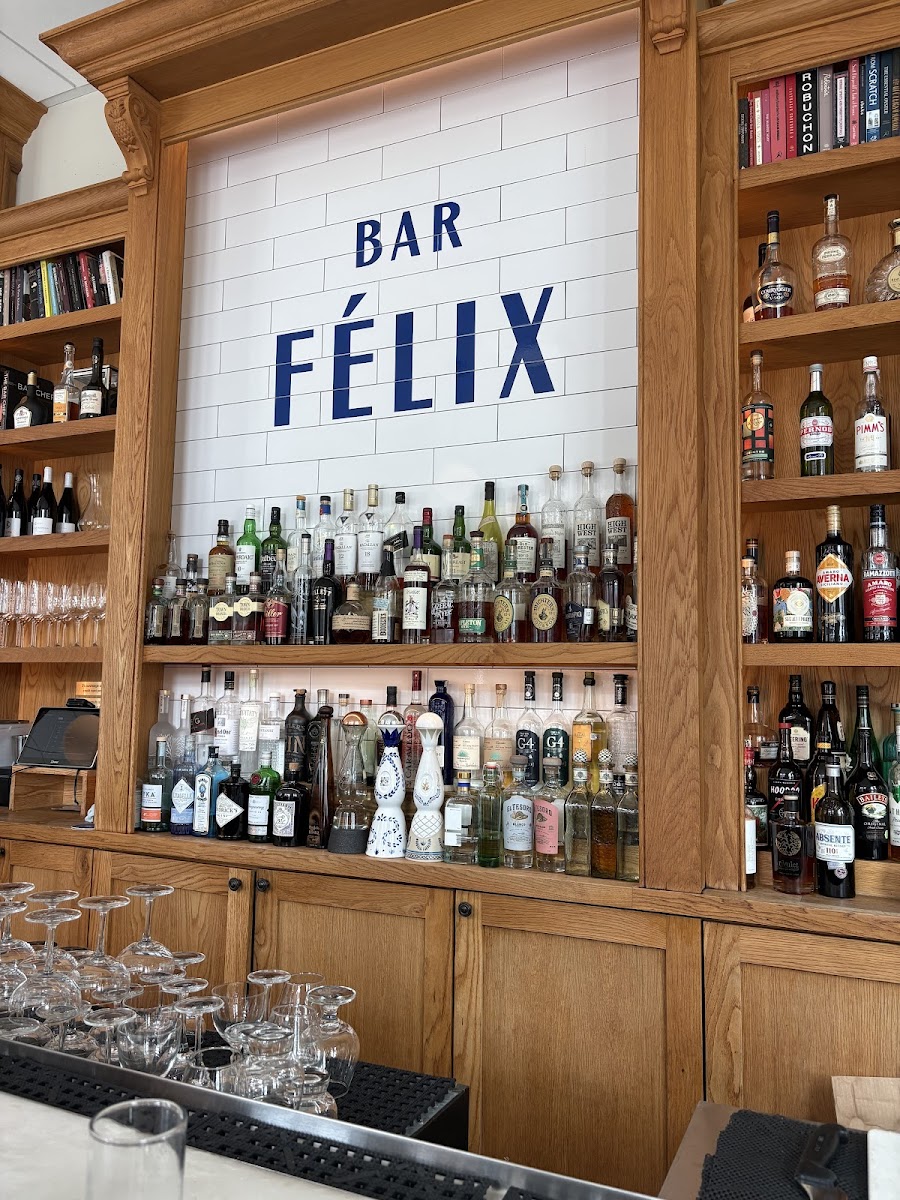 Felix Cocktails et Cuisine, Charleston