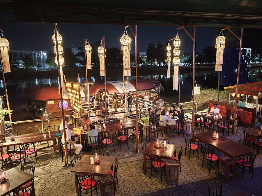 The Riverside Bar, Chiang Mai