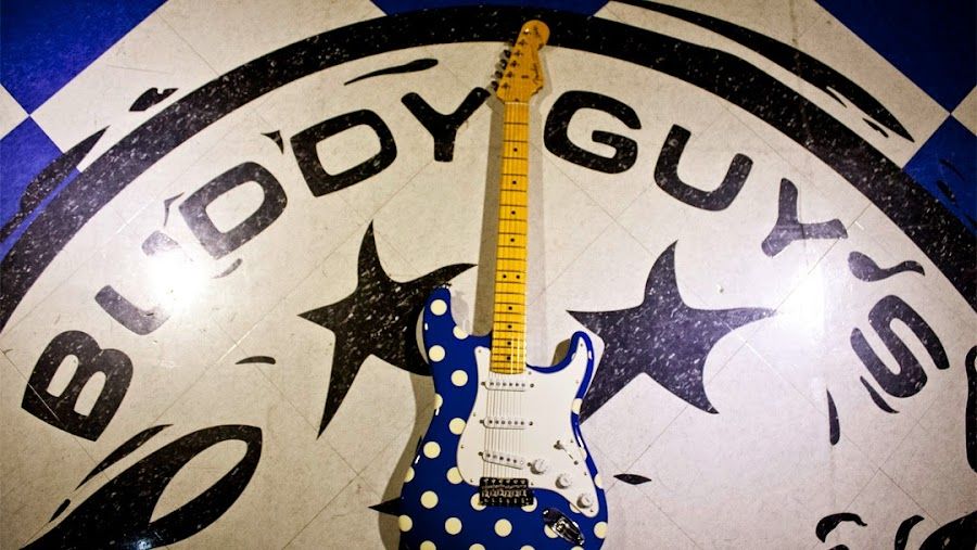 Buddy Guy's Legends cocktail at the bar