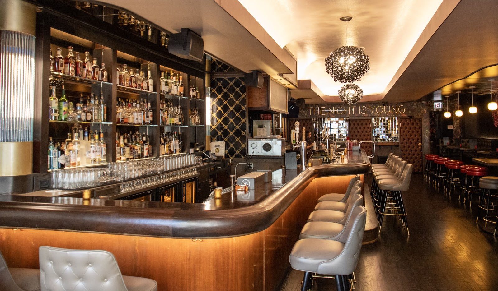 Estelle's Chicago bar interior