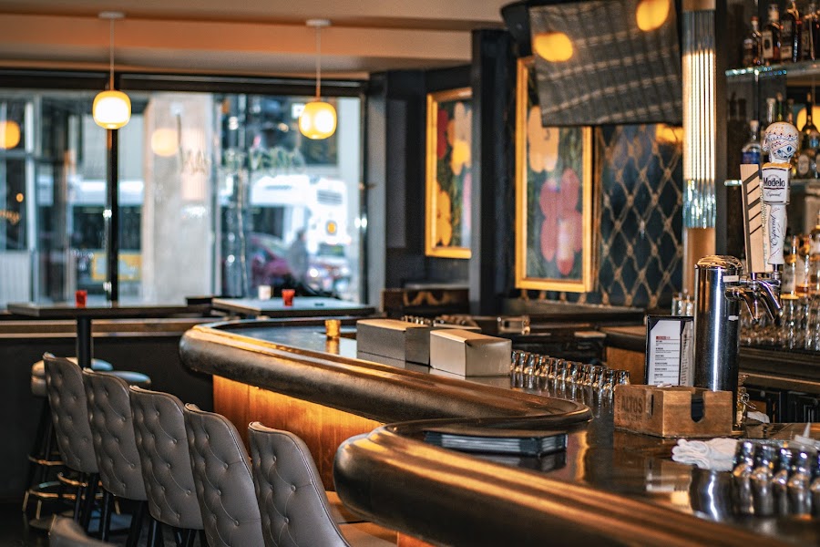 Estelle's, Chicago