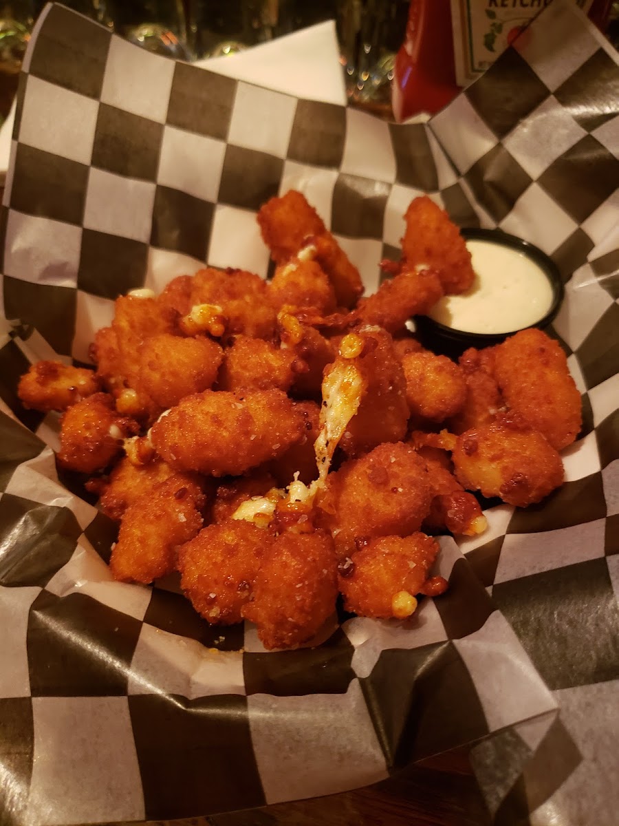 Estelle's, Chicago