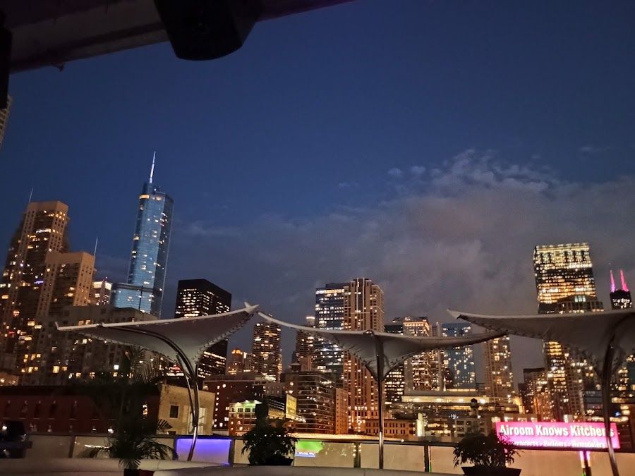 I|O Godfrey Rooftop cocktail at the bar