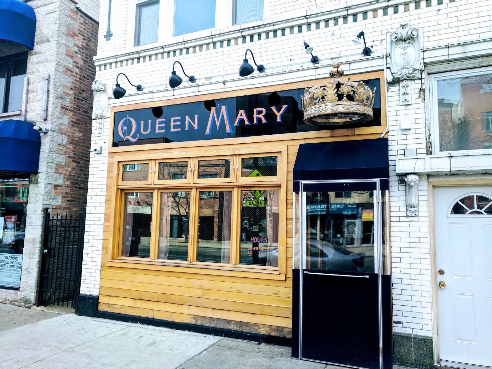 Queen Mary Tavern