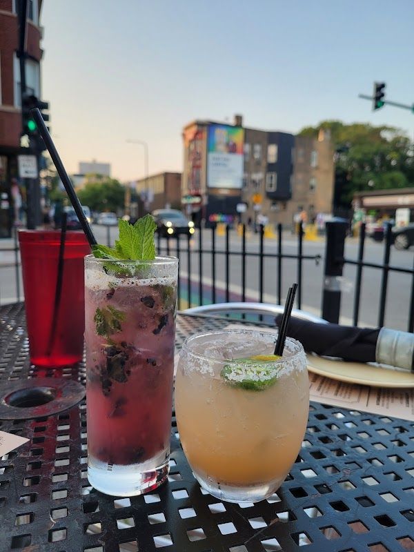 Gibsons Bar Chicago