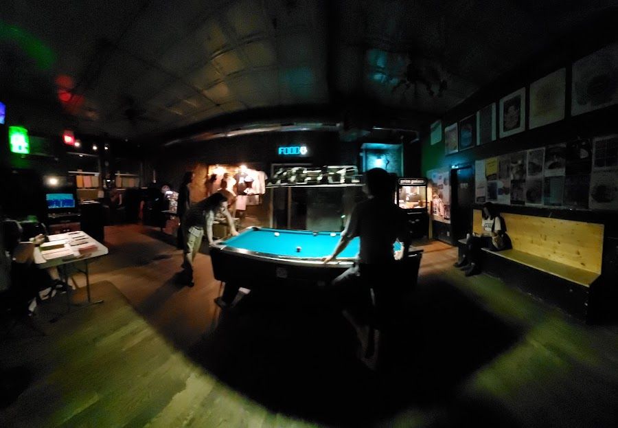 The Empty Bottle bar service