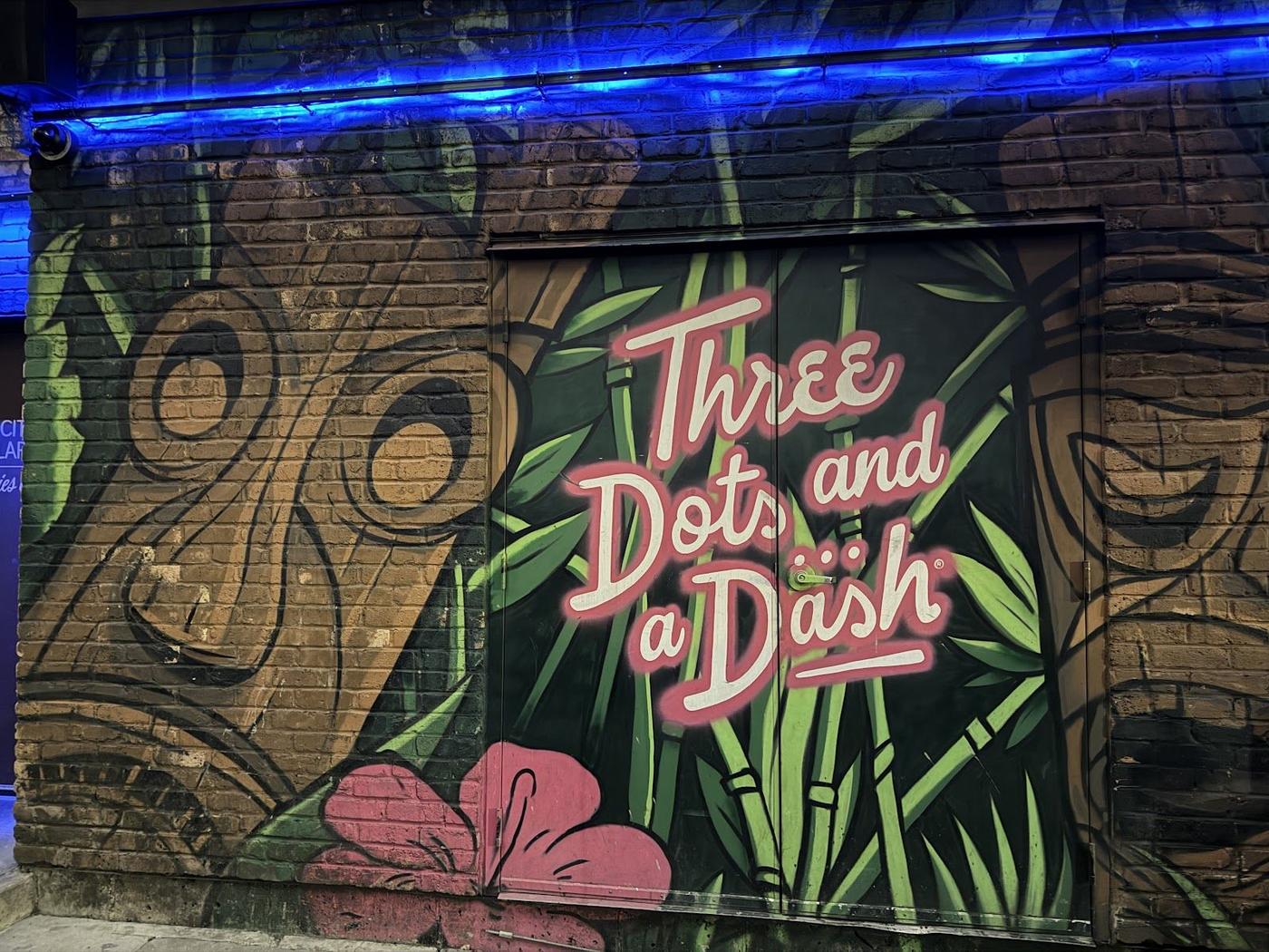 Three Dots and a Dash, Chicago