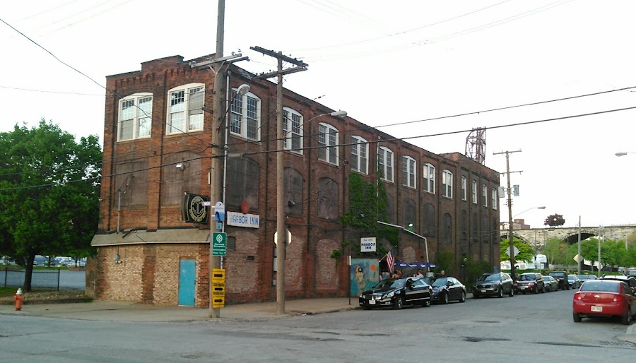The Harbor Inn, Cleveland