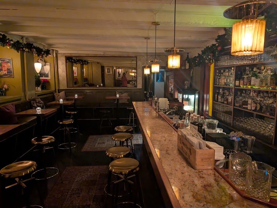 Strom bar service