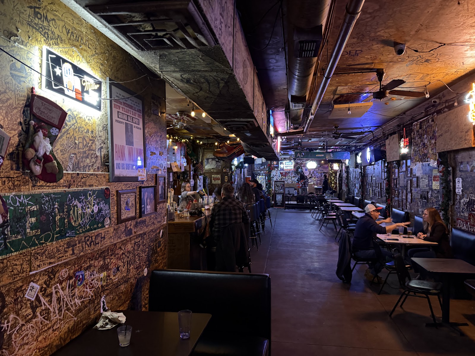 Adair's Saloon, Dallas