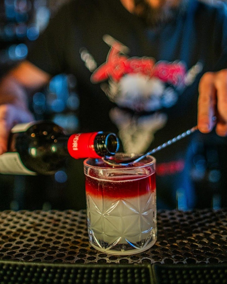 Armoury D.E. bar service