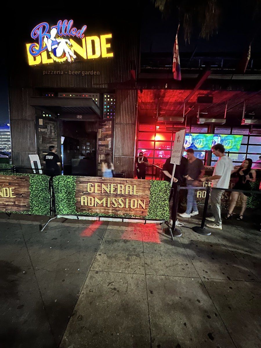 Bottled Blonde bar service