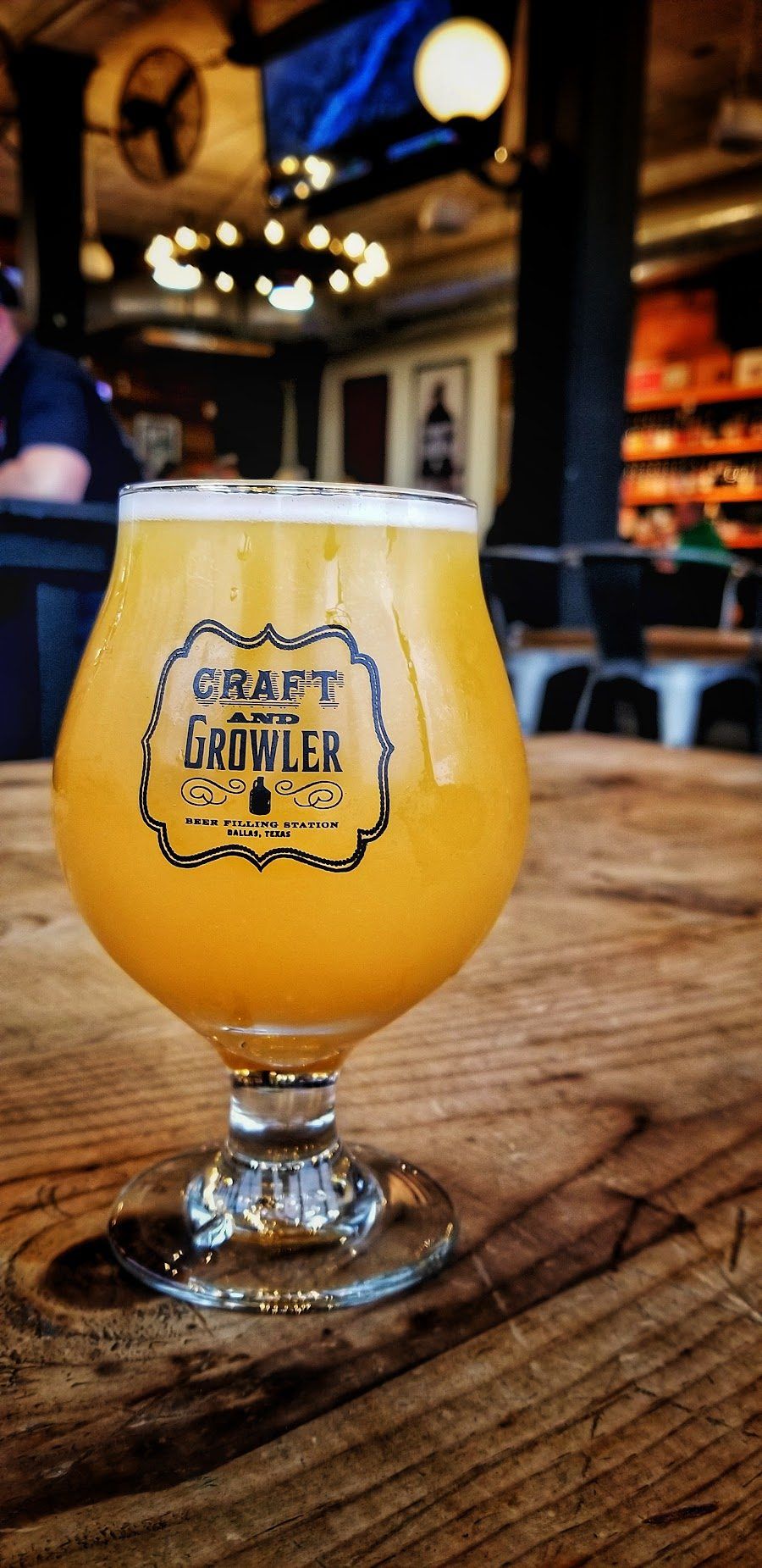 Craft &amp; Growler, Dallas