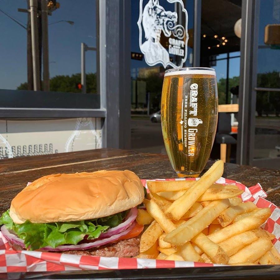 Craft &amp; Growler, Dallas