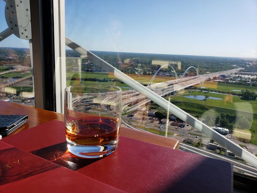 Five Sixty by Wolfgang Puck Reunion Tower atmosphere