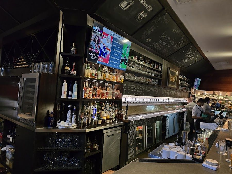 Meddlesome Moth, Dallas