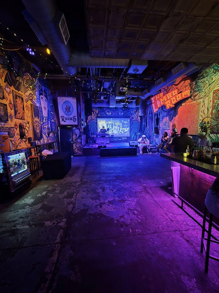 Ruins, Dallas