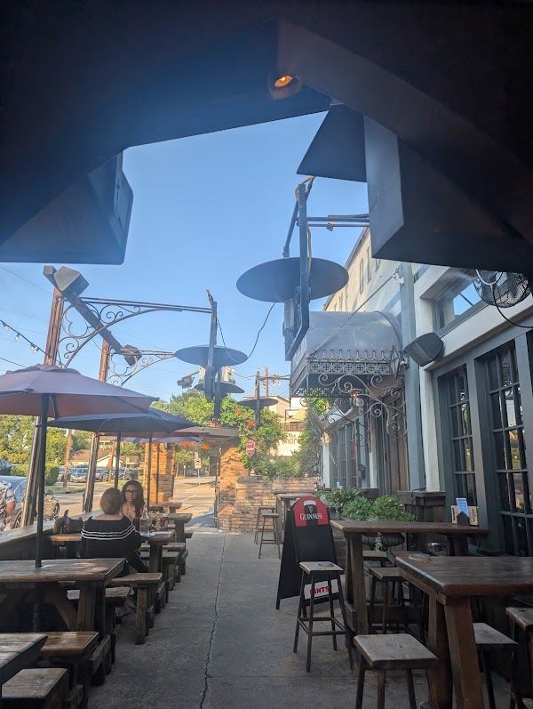 Trinity Hall Irish Pub Dallas