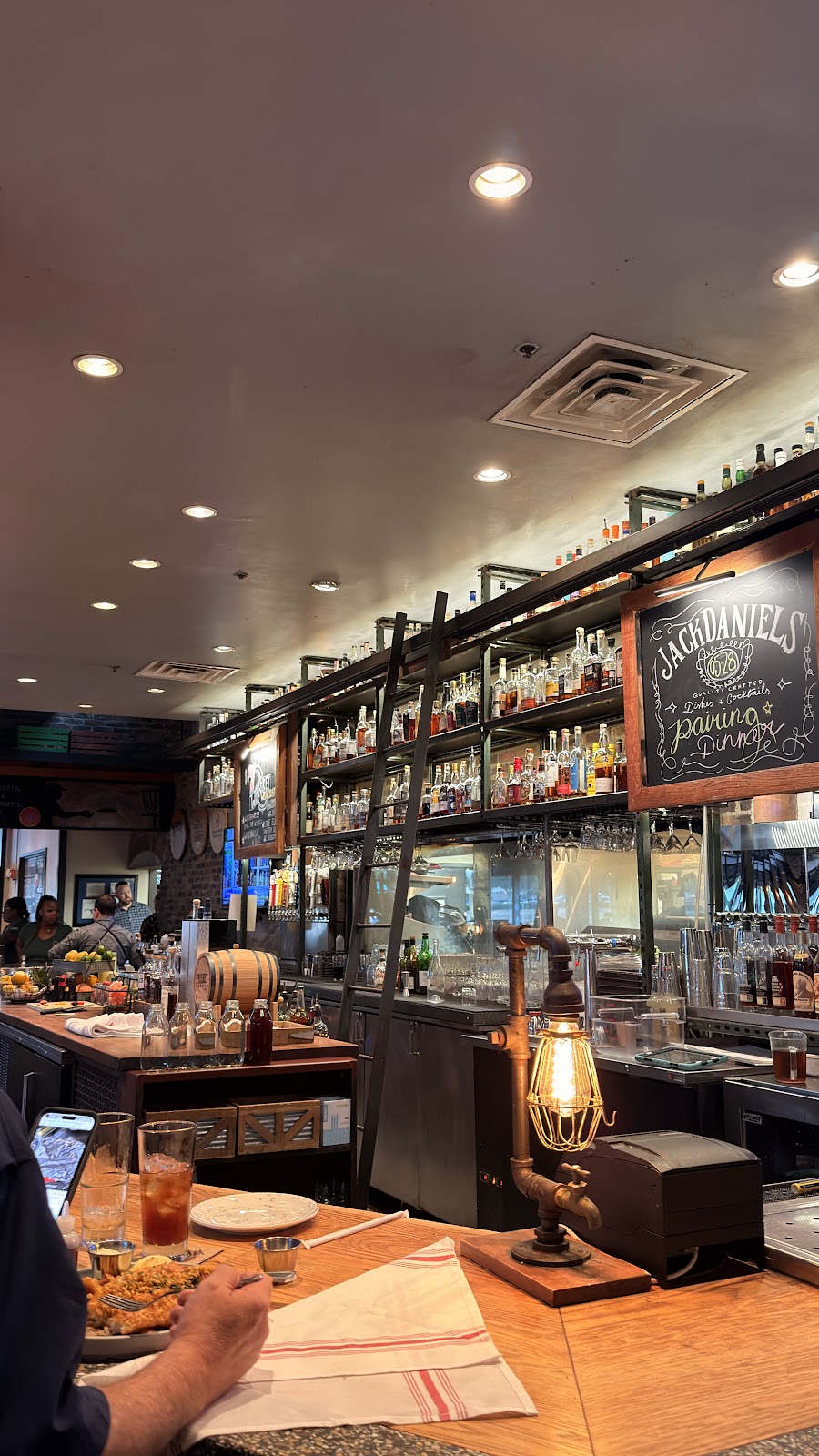 Whiskey Cake, Dallas
