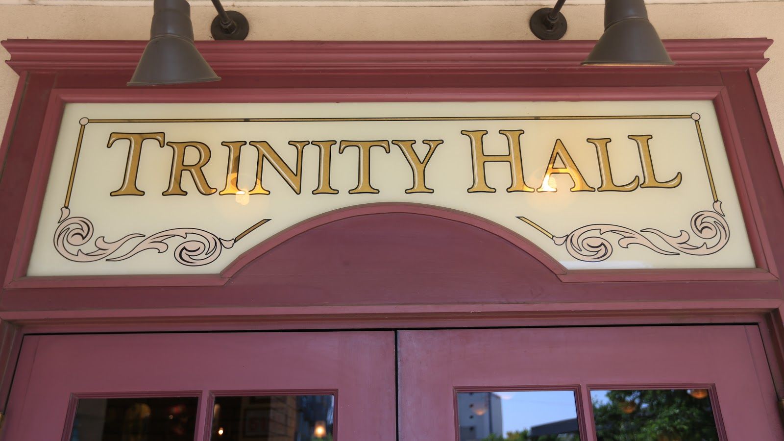 Trinity Hall Irish Pub Dallas bar interior