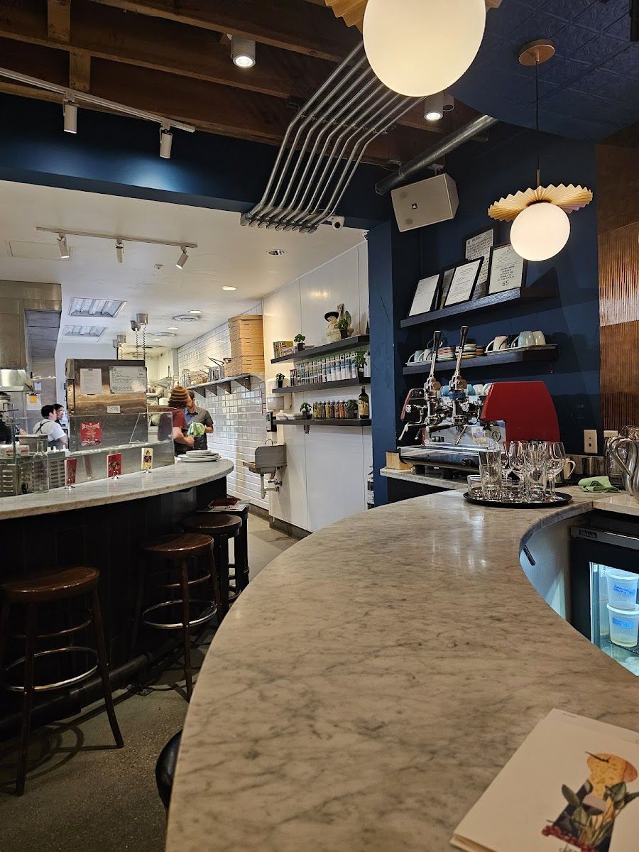 Bar Dough bar service