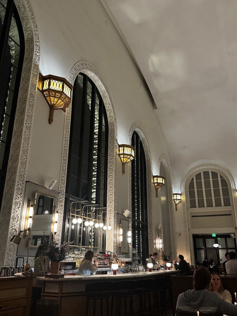 Cooper Lounge LoDo atmosphere