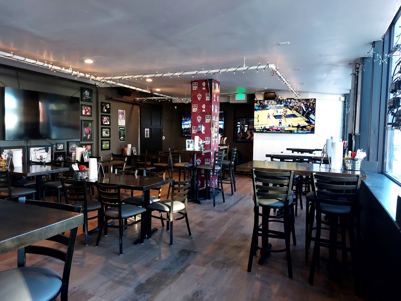 DNVR Bar, Denver