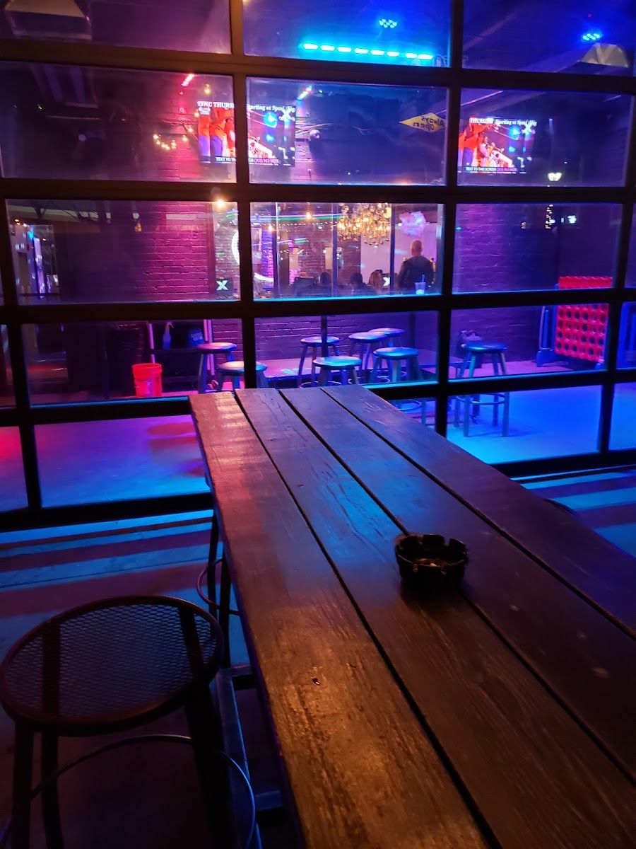 X Bar bar service