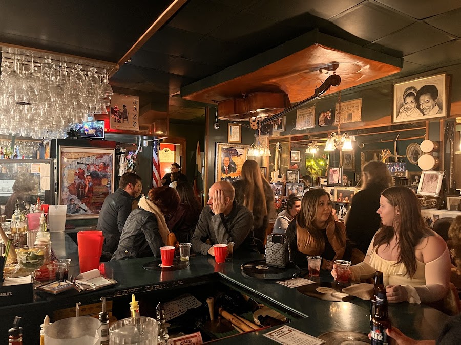 Cafe d'Mongo's, Detroit