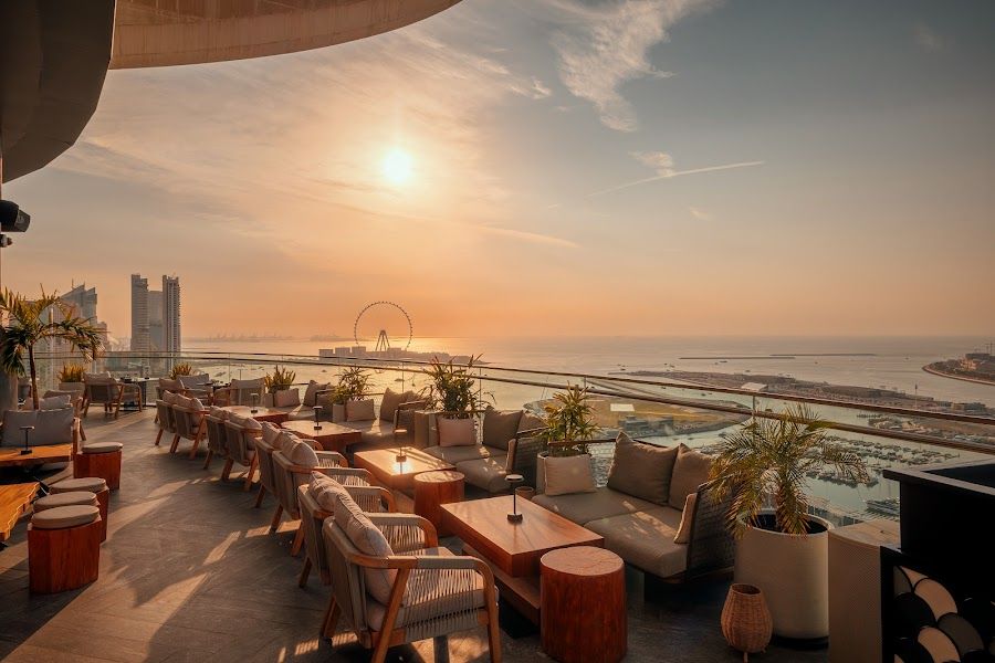 Attiko at W Dubai Mina Seyahi atmosphere