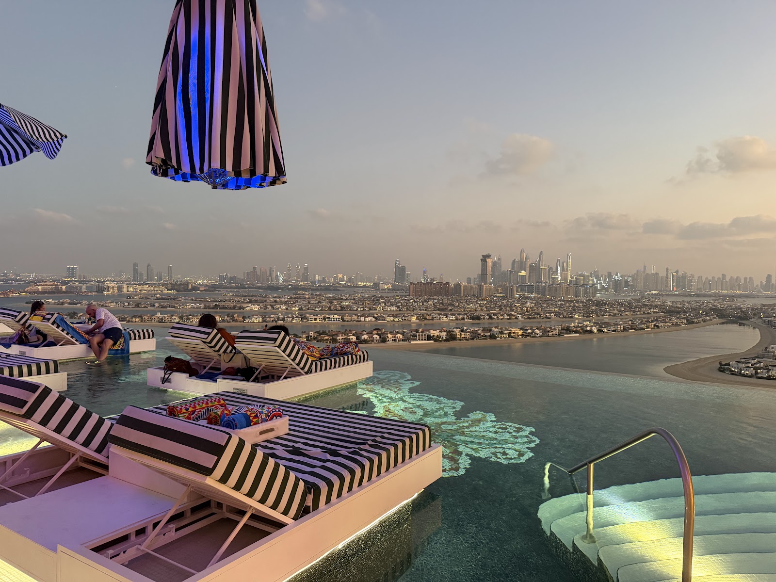 Cloud 22, Dubai