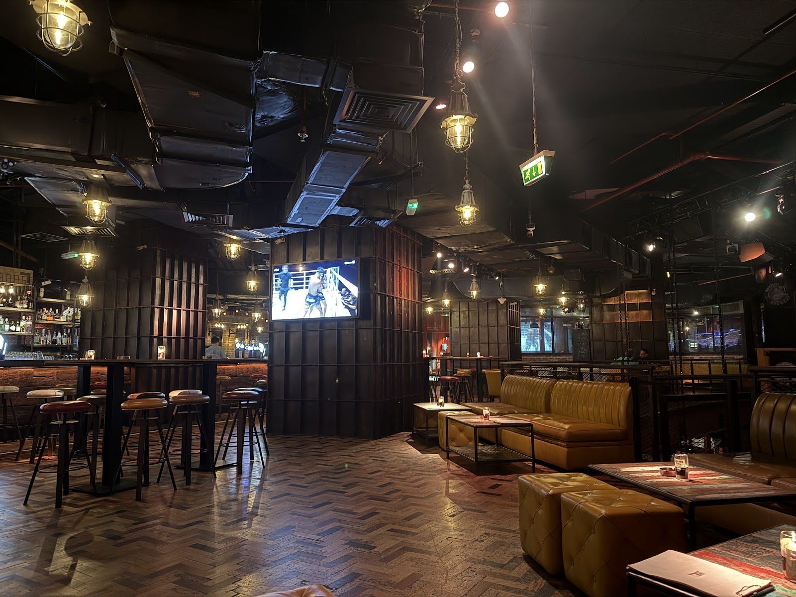 Lock, Stock &amp; Barrel, Dubai