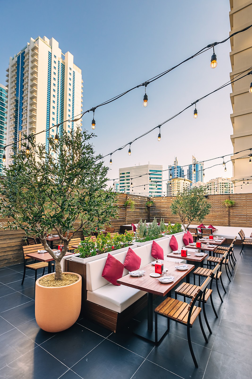 Lola Taberna Española, Dubai