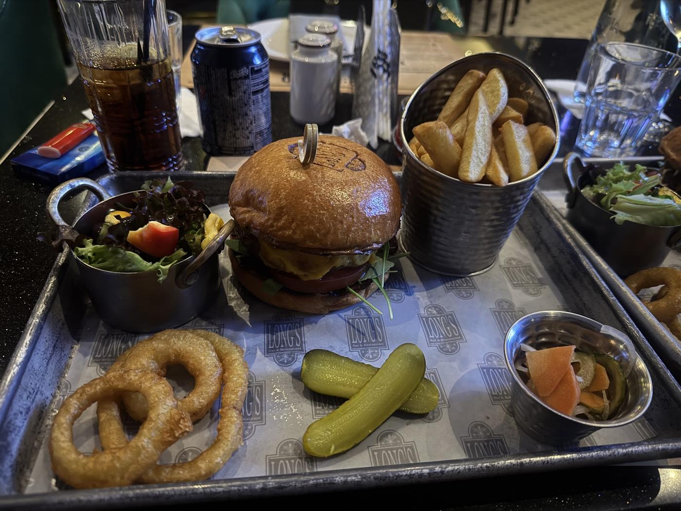 Long's Bar, Dubai