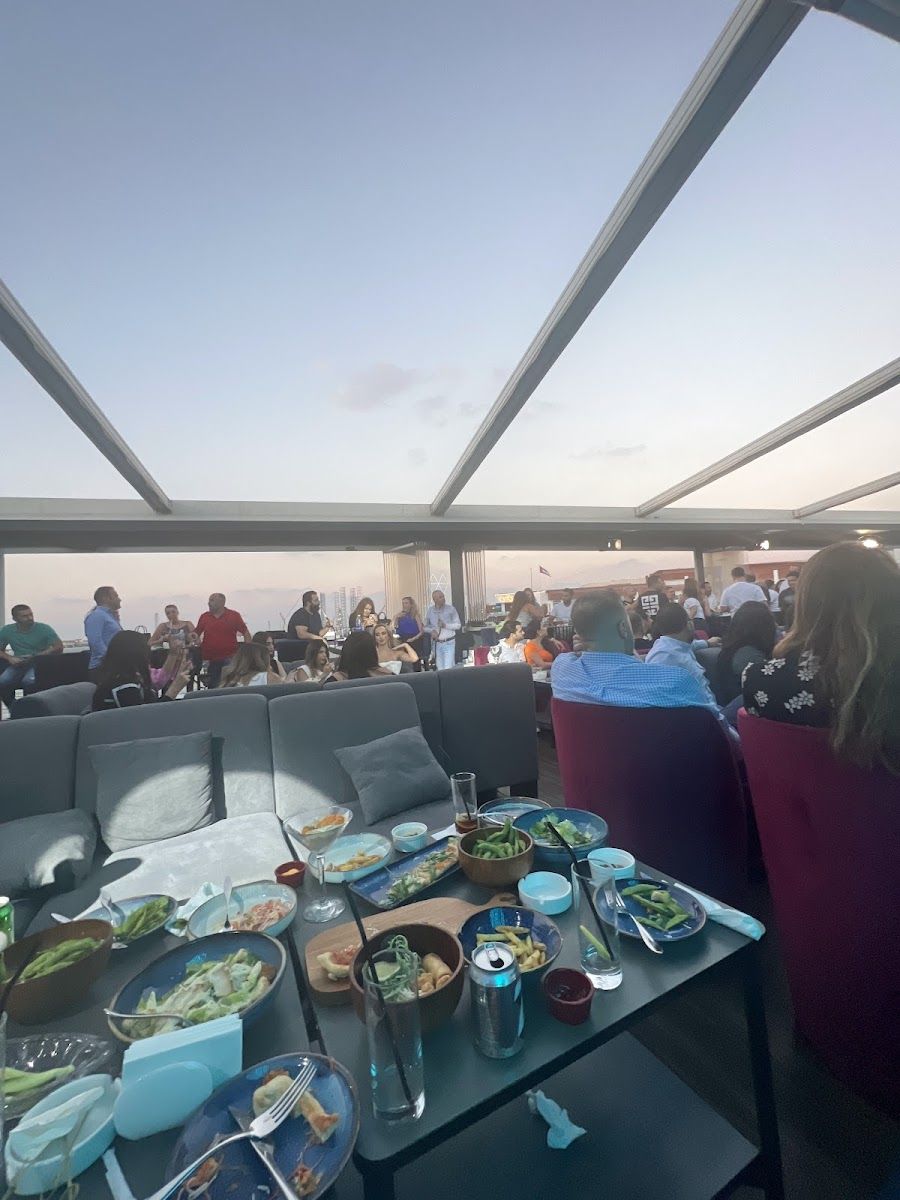 Malecon Cuban Bar Jumeirah atmosphere