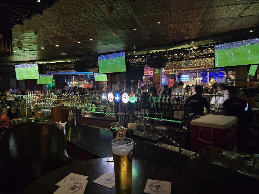 McGettigan's JLT bar service