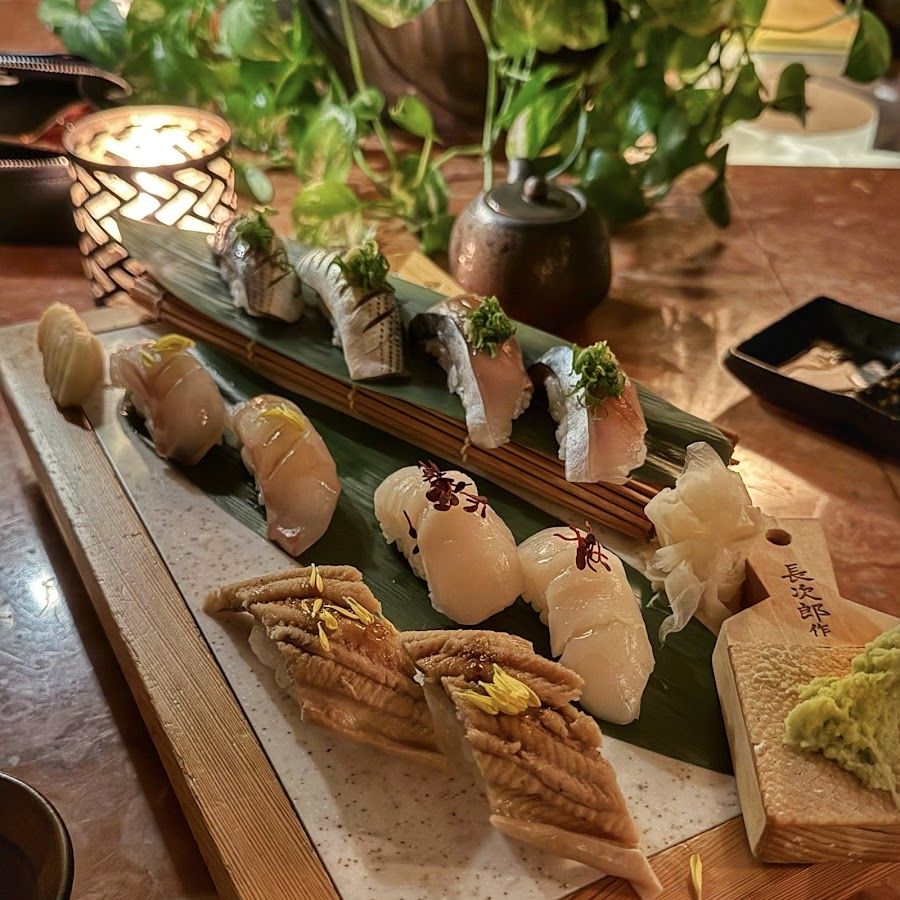 Mimi Kakushi Jumeirah atmosphere