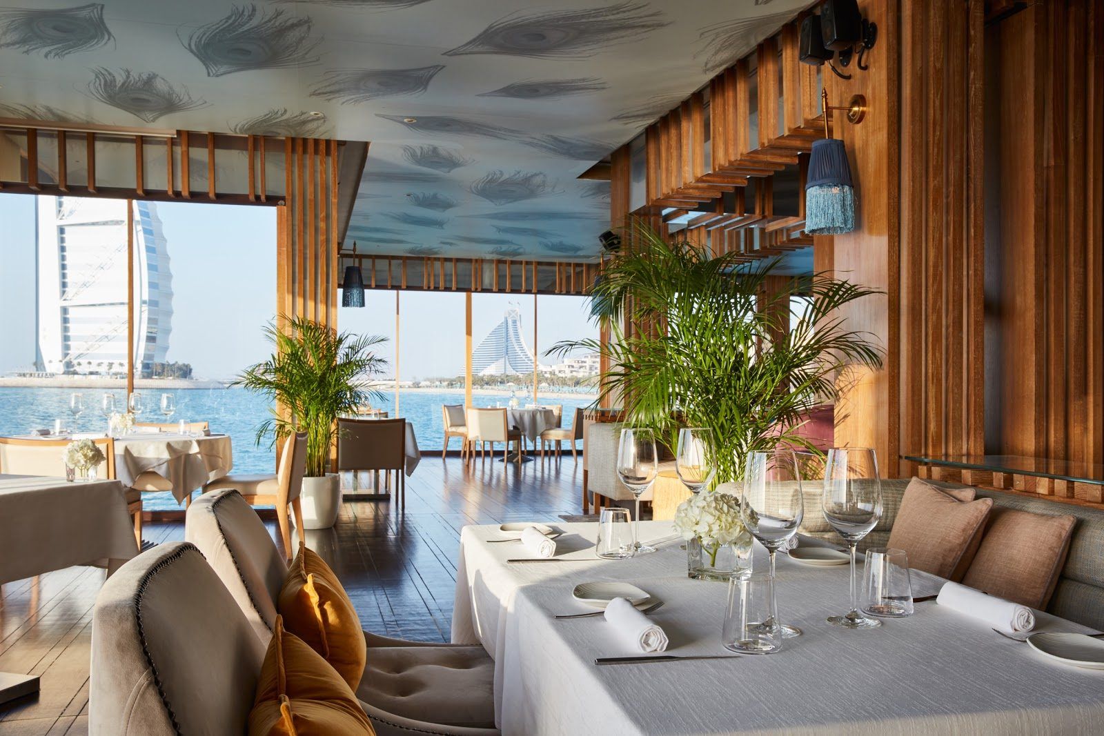 Pierchic Bar Dubai bar interior