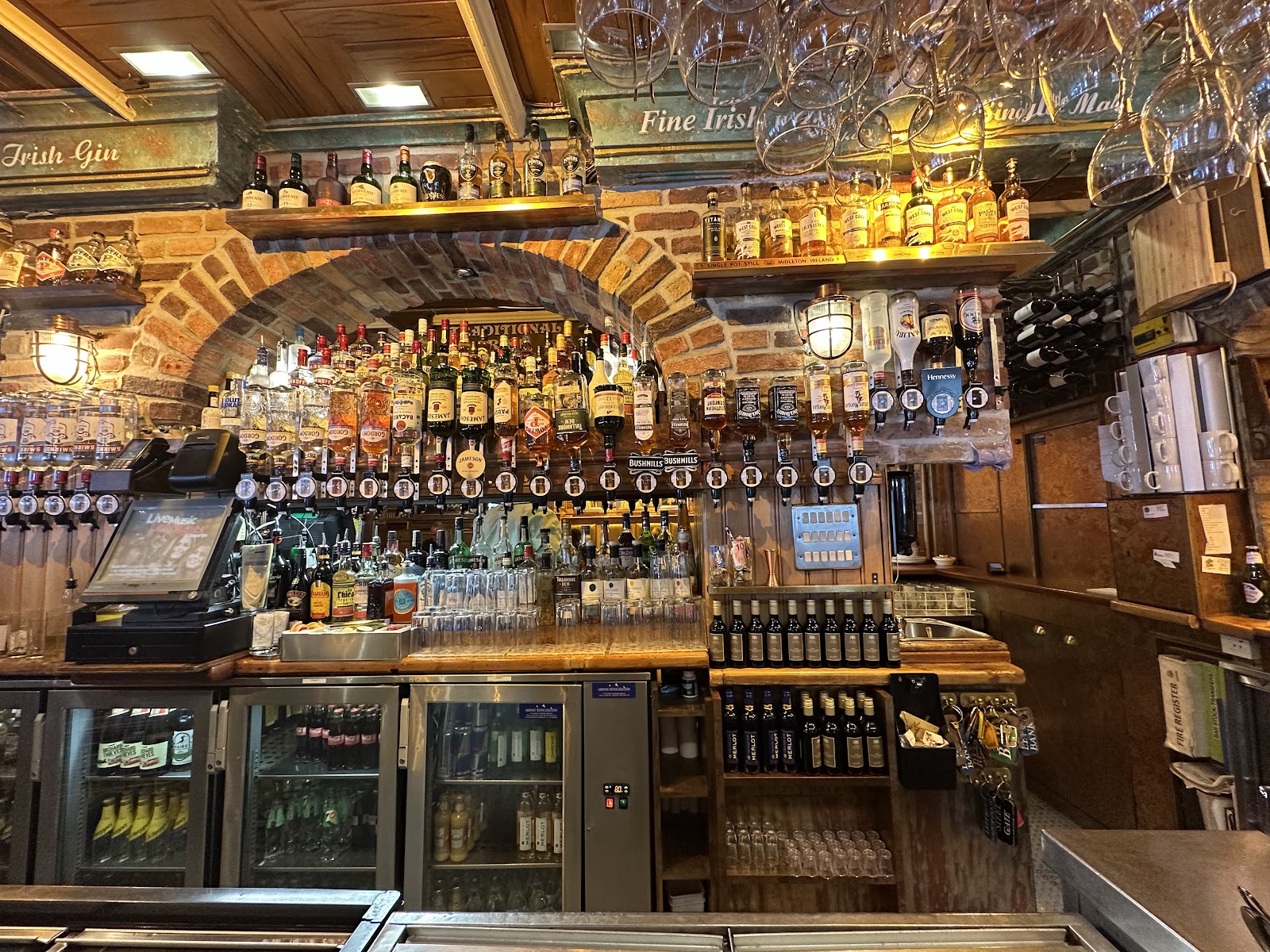 The Oliver St John Gogarty, Dublin