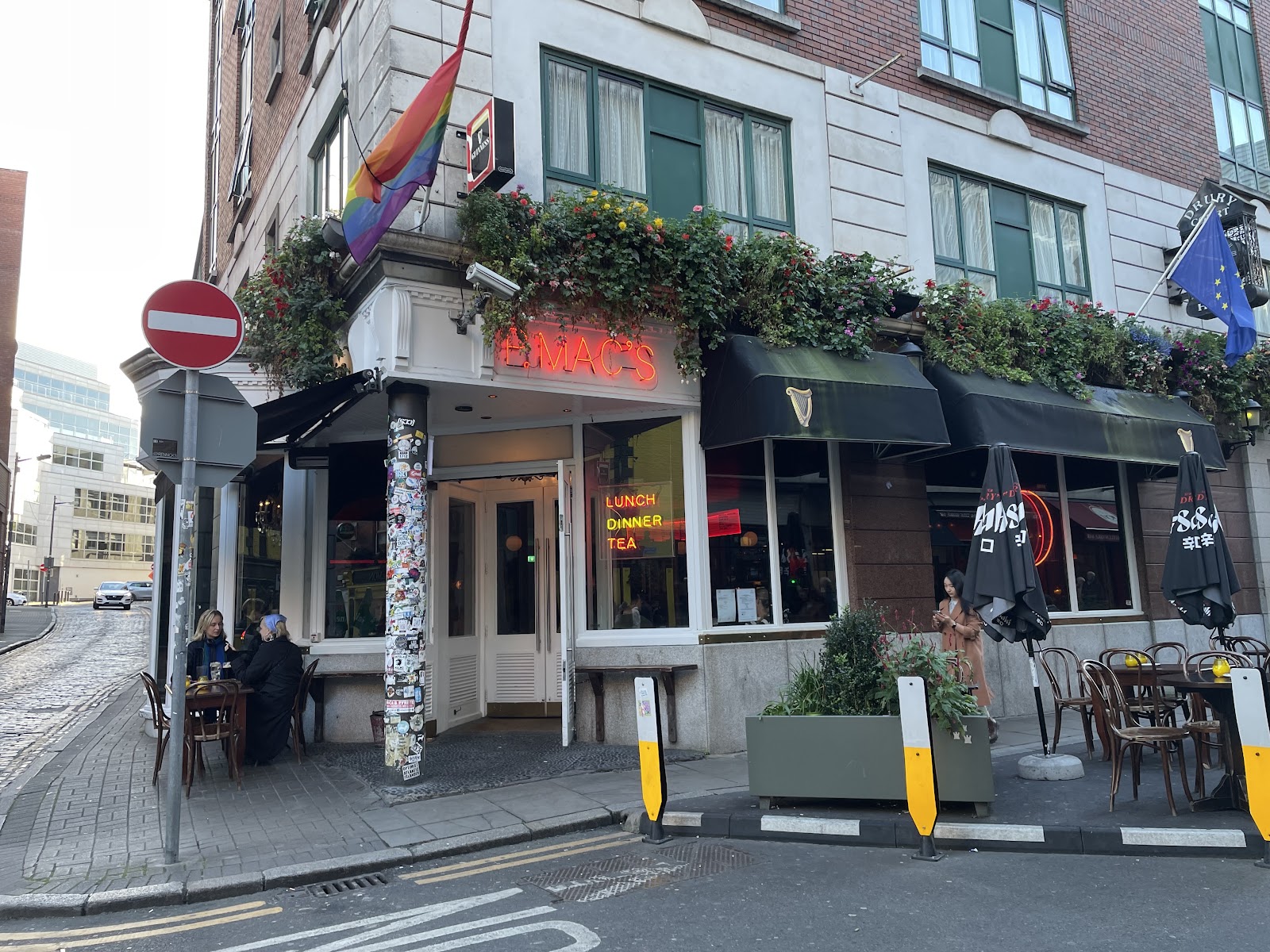 P. Mac's, Dublin